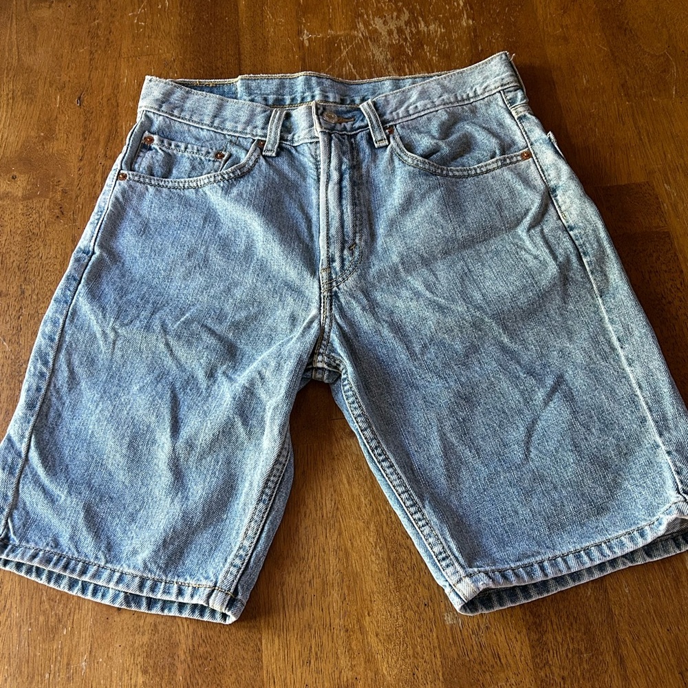 Levi's 505 Light Blue Men's Relaxed Jean Shorts Sz 31